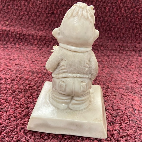 Russ Berrie & Co. Inc.   I WUV YOU statue from 1968 - Picture 2 of 7